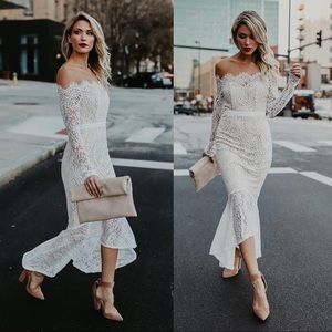 VICI Elegance Lace Trumpet Dress